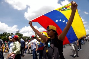 A imagem atual não possui texto alternativo. O nome do arquivo é: 2017-05-20t162129z-329964984-rc1da73c69c0-rtrmadp-3-venezuela-politics.webp